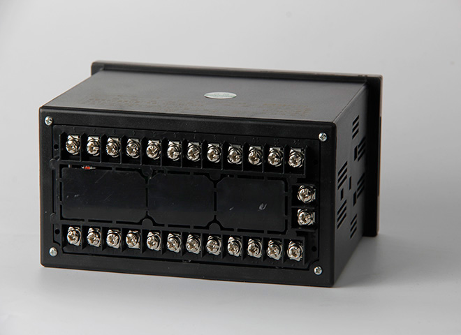 XMT-808智能温度控制仪