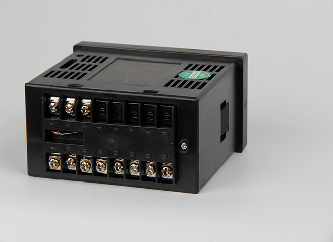 XMTF-608
