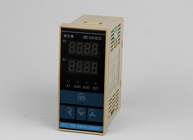 XMTE-7000智能温度调节仪