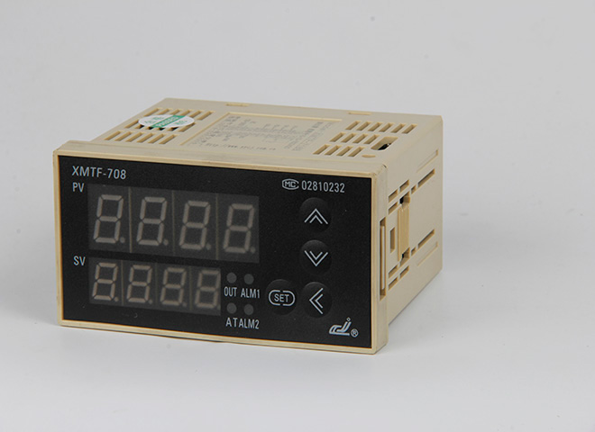 XMTF-7000智能温度调节仪